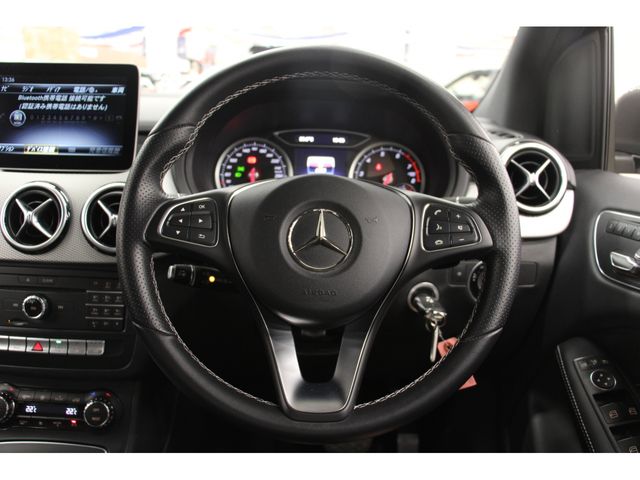 Mercedes Benz B-CLASS 2018-05 18516-16