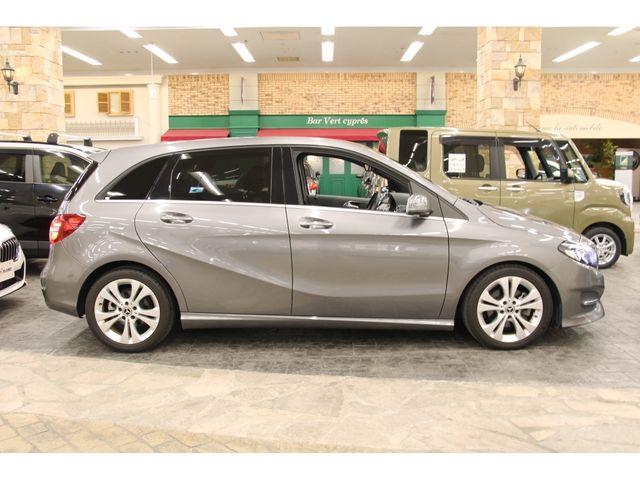 Mercedes Benz B-CLASS 2018-05 18516-25