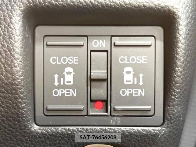 Honda N BOX CUSTOM 2019-12 279193-4