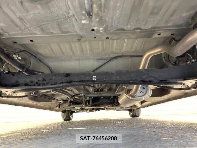 Honda N BOX CUSTOM 2019-12 279193-19