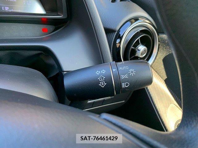 Mazda DEMIO 2017-03 214695-22