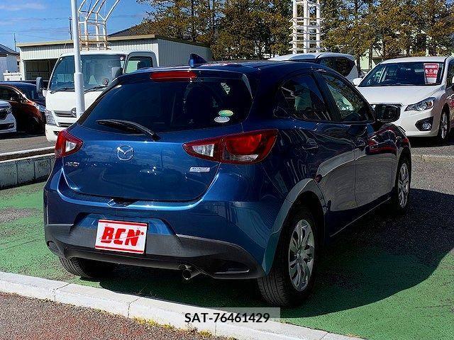 Mazda DEMIO 2017-03 214695-2