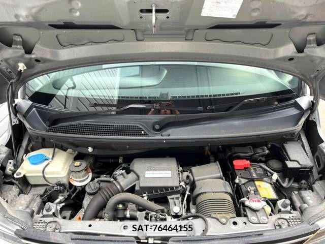 Honda N BOX CUSTOM 2018-04 307174-18