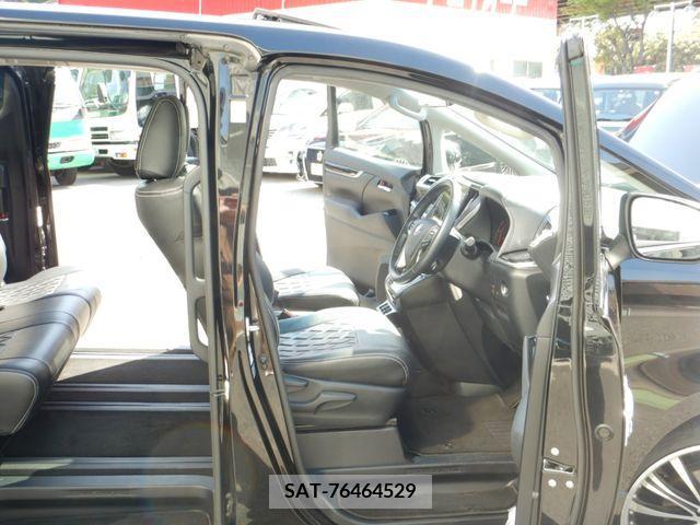 Toyota ALPHARD 2019-03 259237-4