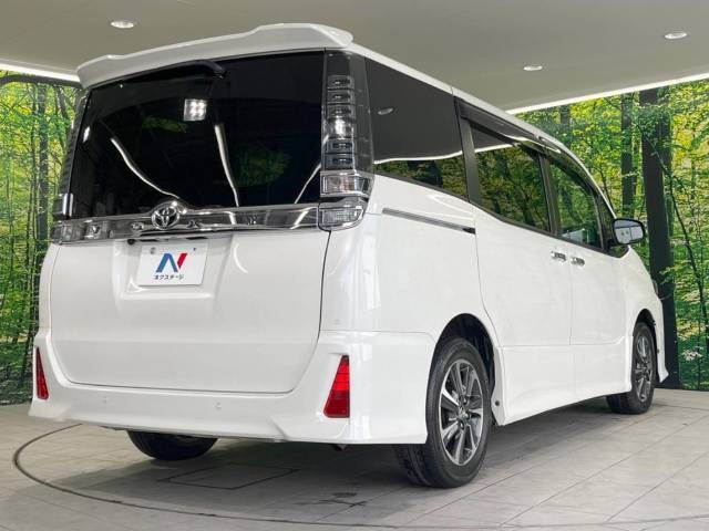 Toyota VOXY 2019-07 18426-17