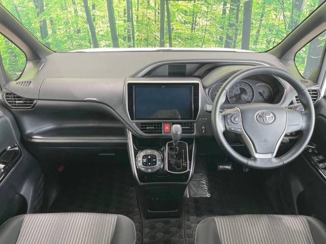 Toyota VOXY 2019-07 18426-1
