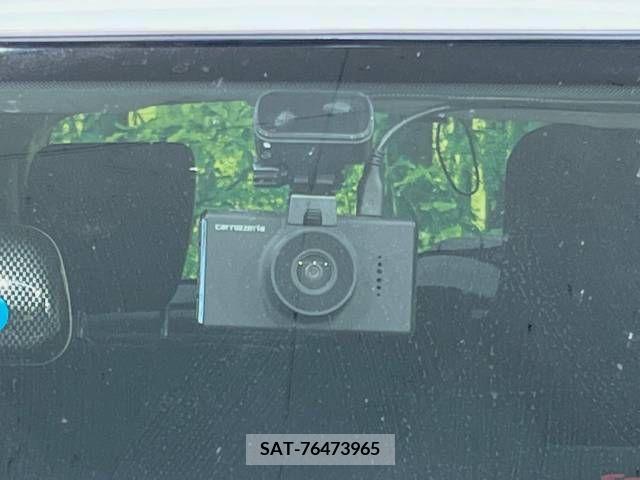 Suzuki SWIFT 2018-06 369013-5