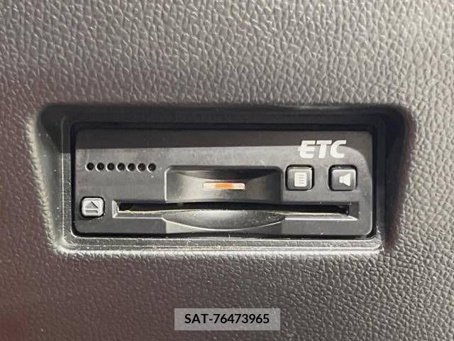 Suzuki SWIFT 2018-06 369013-4