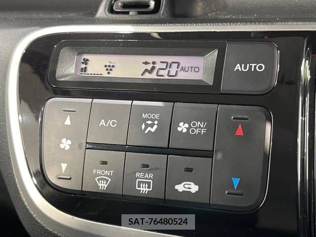 Honda N BOX CUSTOM 2017-04 279245-7