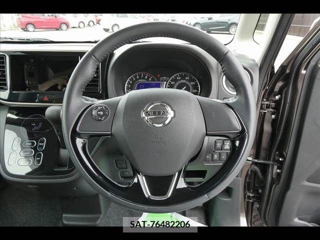 Nissan DAYZ ROOX 2019-03 296324-3
