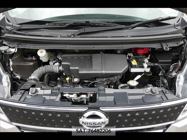 Nissan DAYZ ROOX 2019-03 296324-12