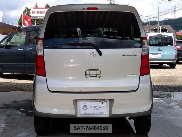 Suzuki WAGON R 2015-07 378378-8