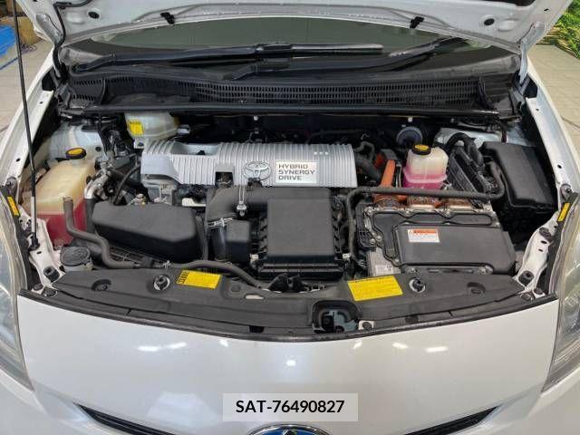Toyota PRIUS 2012-11 328458-18