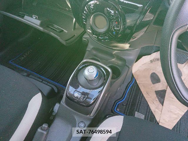 Nissan NOTE 2017-01 279986-11