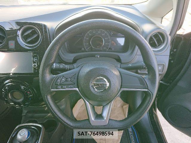 Nissan NOTE 2017-01 279986-9