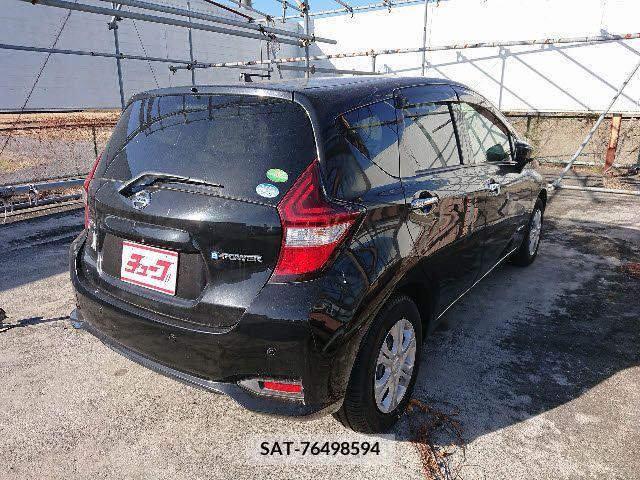 Nissan NOTE 2017-01 279986-5