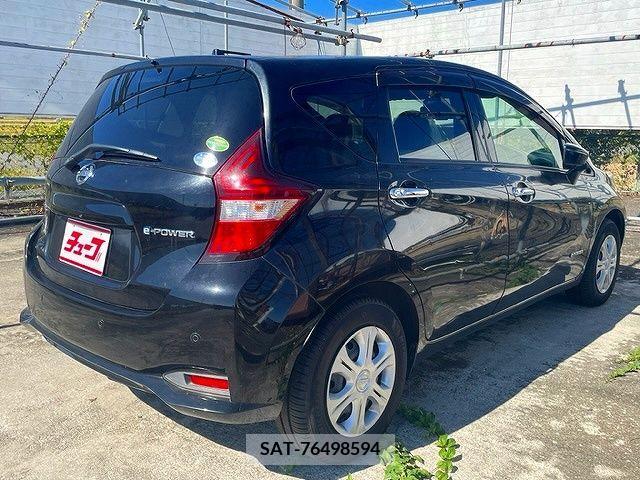 Nissan NOTE 2017-01 279986-1