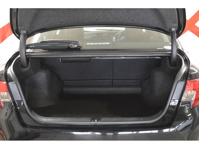 Toyota MARK X 2016-09 2972-3