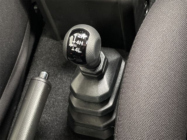 Suzuki JIMNY SIERRA 2023-02 27679-27