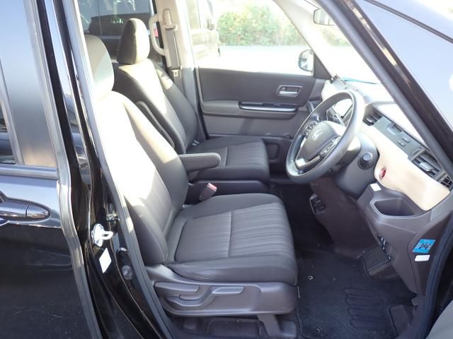 Honda FREED HYBRID 2017-06 187735-11