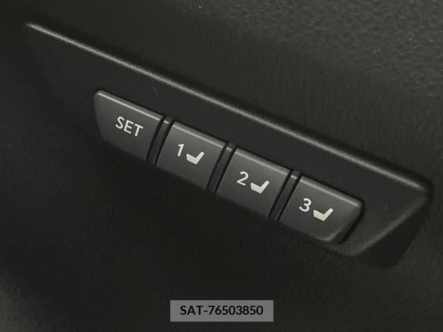 Lexus NX 2017-10 211449-7