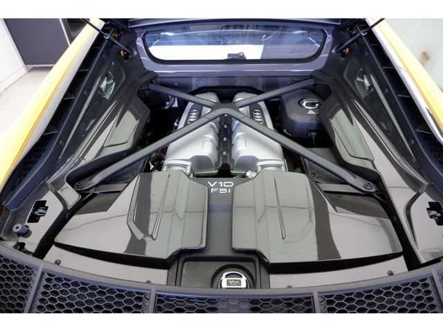 Audi R8 2022-03 2802-12