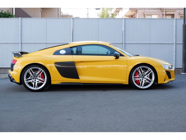 Audi R8 2022-03 2802-5
