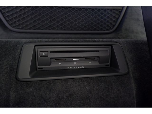 Audi R8 2022-03 2802-22