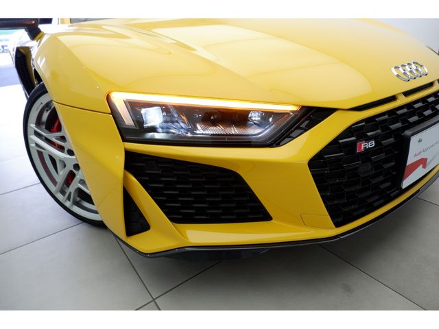 Audi R8 2022-03 2802-9