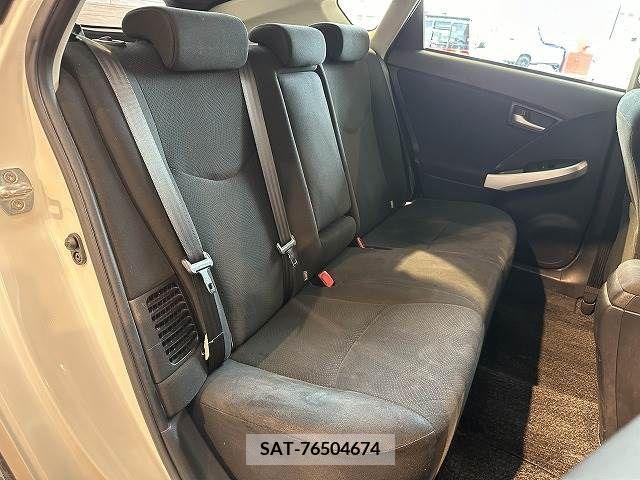 Toyota PRIUS 2012-09 281819-8
