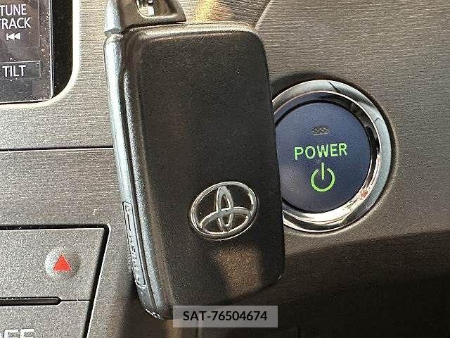 Toyota PRIUS 2012-09 281819-5