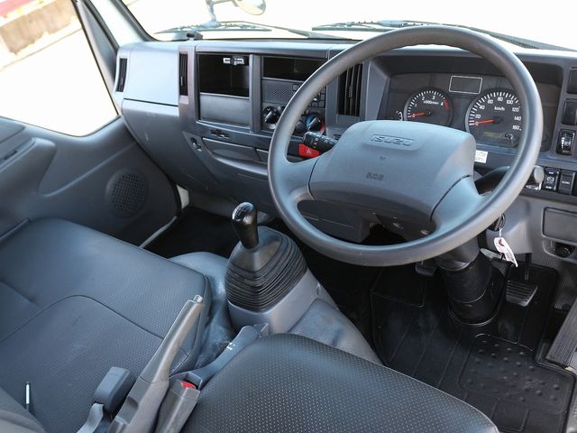 Isuzu ELF TRUCK 2018-11 26722-2