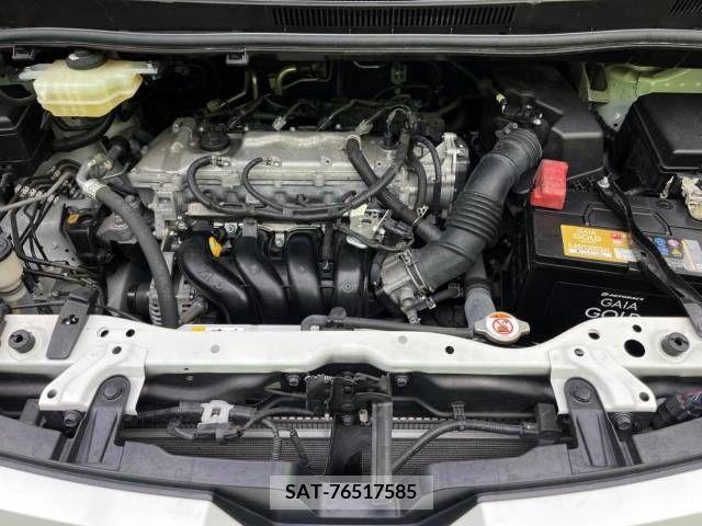 Toyota VOXY 2019-09 219533-18