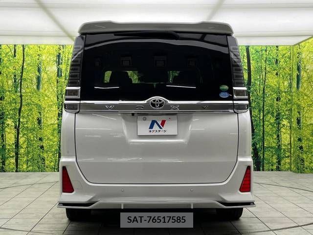 Toyota VOXY 2019-09 219533-15