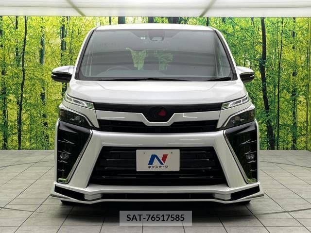 Toyota VOXY 2019-09 219533-14