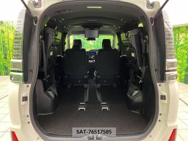 Toyota VOXY 2019-09 219533-11