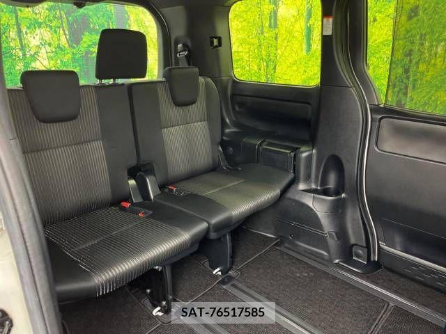 Toyota VOXY 2019-09 219533-10