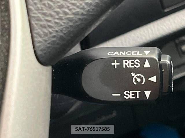 Toyota VOXY 2019-09 219533-7