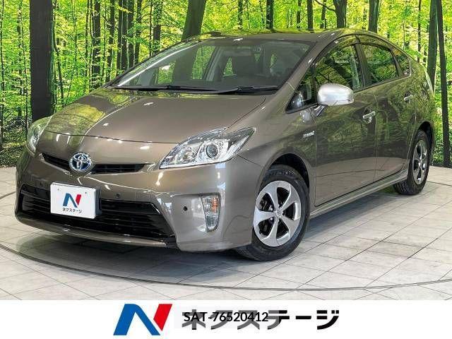 Toyota PRIUS 2012-12 382436-0