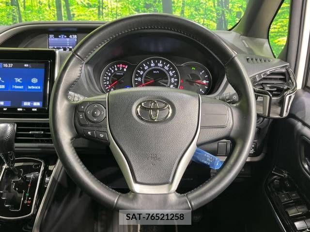 Toyota VOXY 2020-12 337569-12