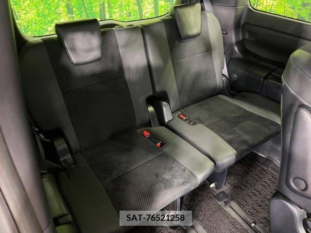 Toyota VOXY 2020-12 337569-10