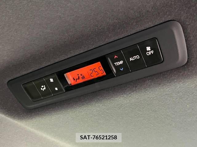 Toyota VOXY 2020-12 337569-7