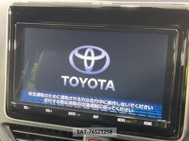 Toyota VOXY 2020-12 337569-4