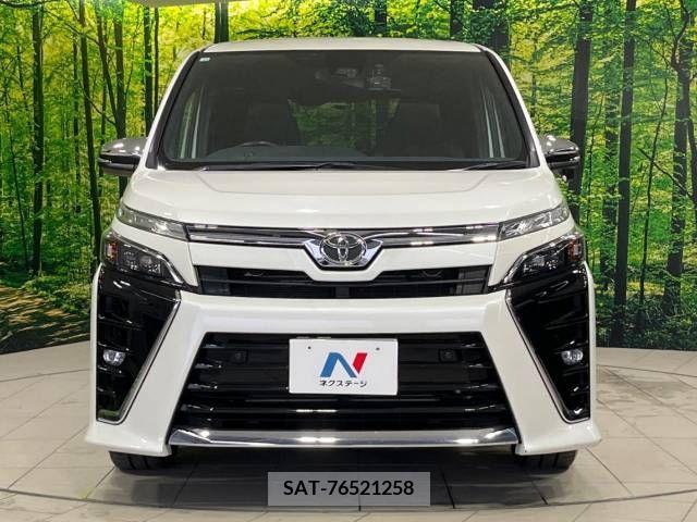 Toyota VOXY 2020-12 337569-15