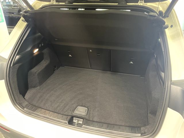 Mercedes Benz GLA-CLASS 2021-09 22106-25