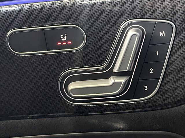 Mercedes Benz GLA-CLASS 2021-09 22106-19