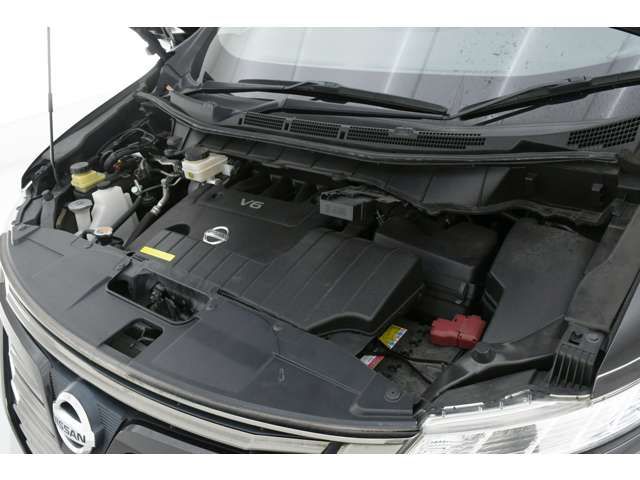 Nissan ELGRAND 2018-05 195157-10