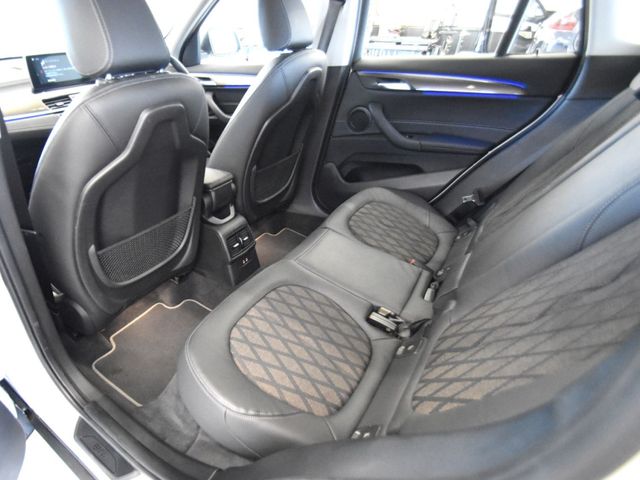 Bmw X1 2022-04 16997-17