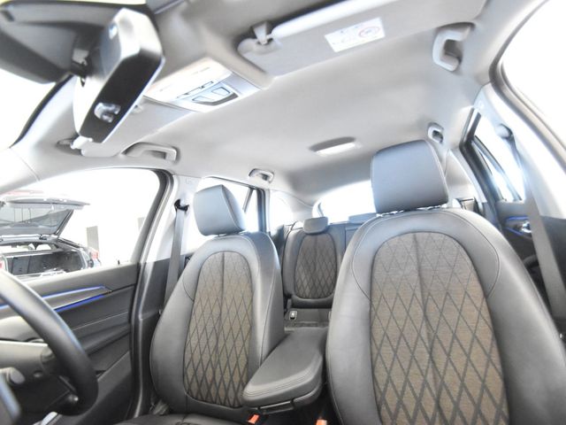 Bmw X1 2022-04 16997-15