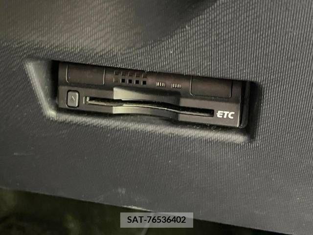 Toyota AQUA 2016-03 260504-5